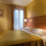 Szálloda Gabriel Paris 3*